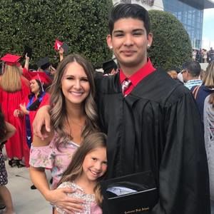 Meet your Posher, Cami